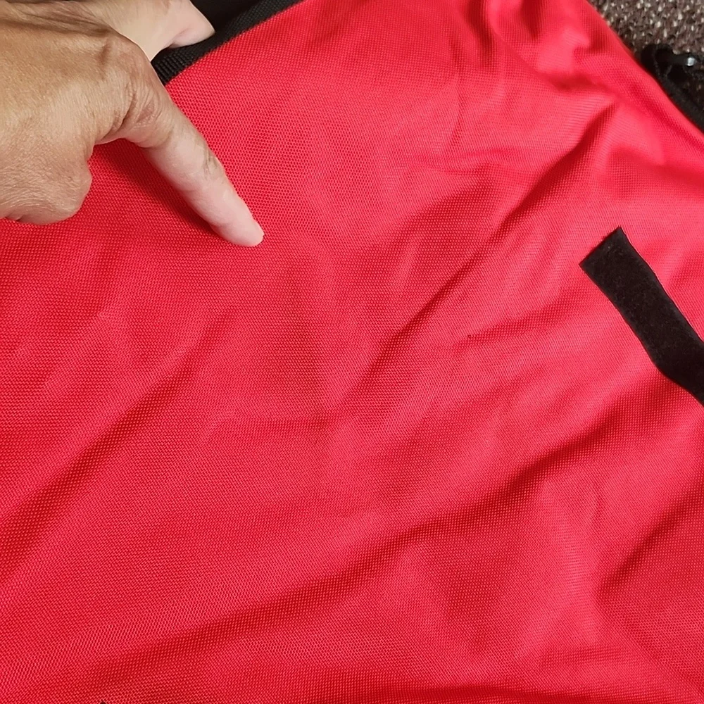 Wilson Messenger Bag - Picture 8 of 9